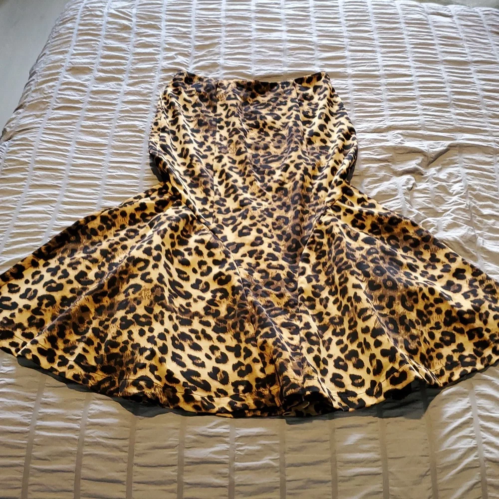 MABLE  brand women’s Leopard Print Fish tail Skirt Size M like new - Picture 4 of 9